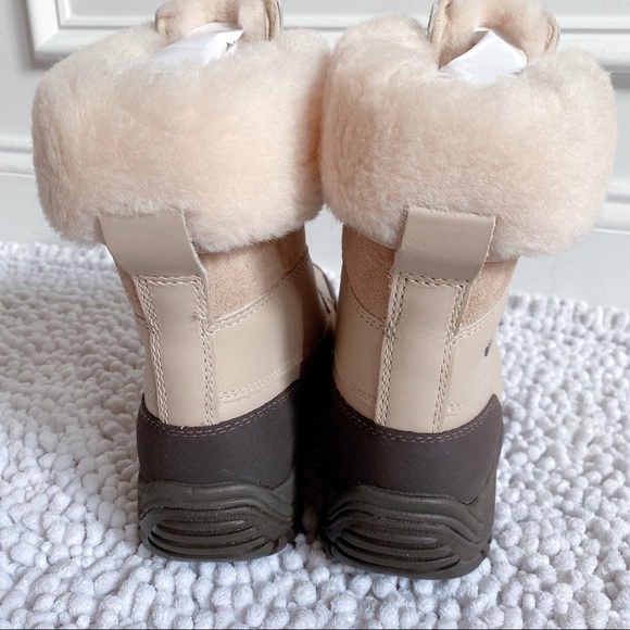 UGG® Women Adirondack Waterproof Leather Snow Boot - Picture 16 of 17